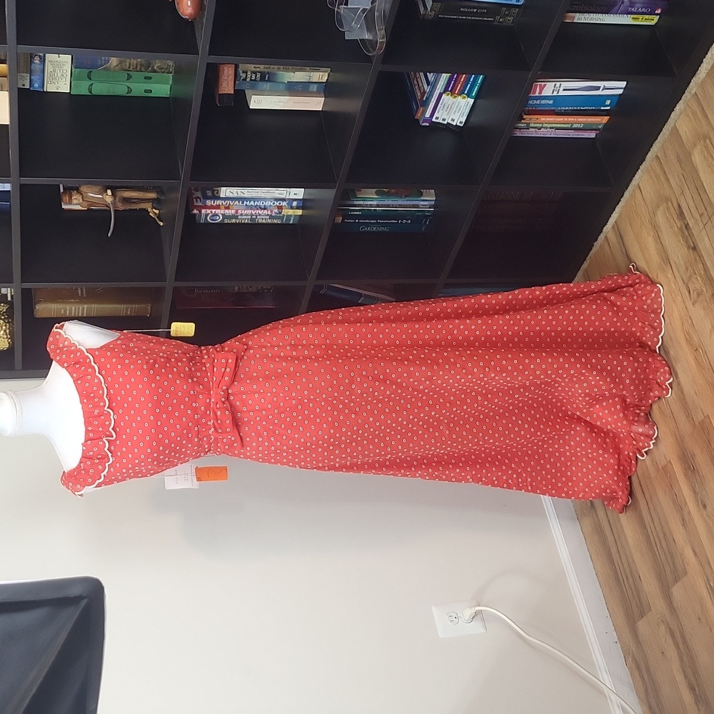 Vtg 70s Carlye Red White Eyelet Sleeveless Scallop Ruffle Maxi Dress DEADSTOCK